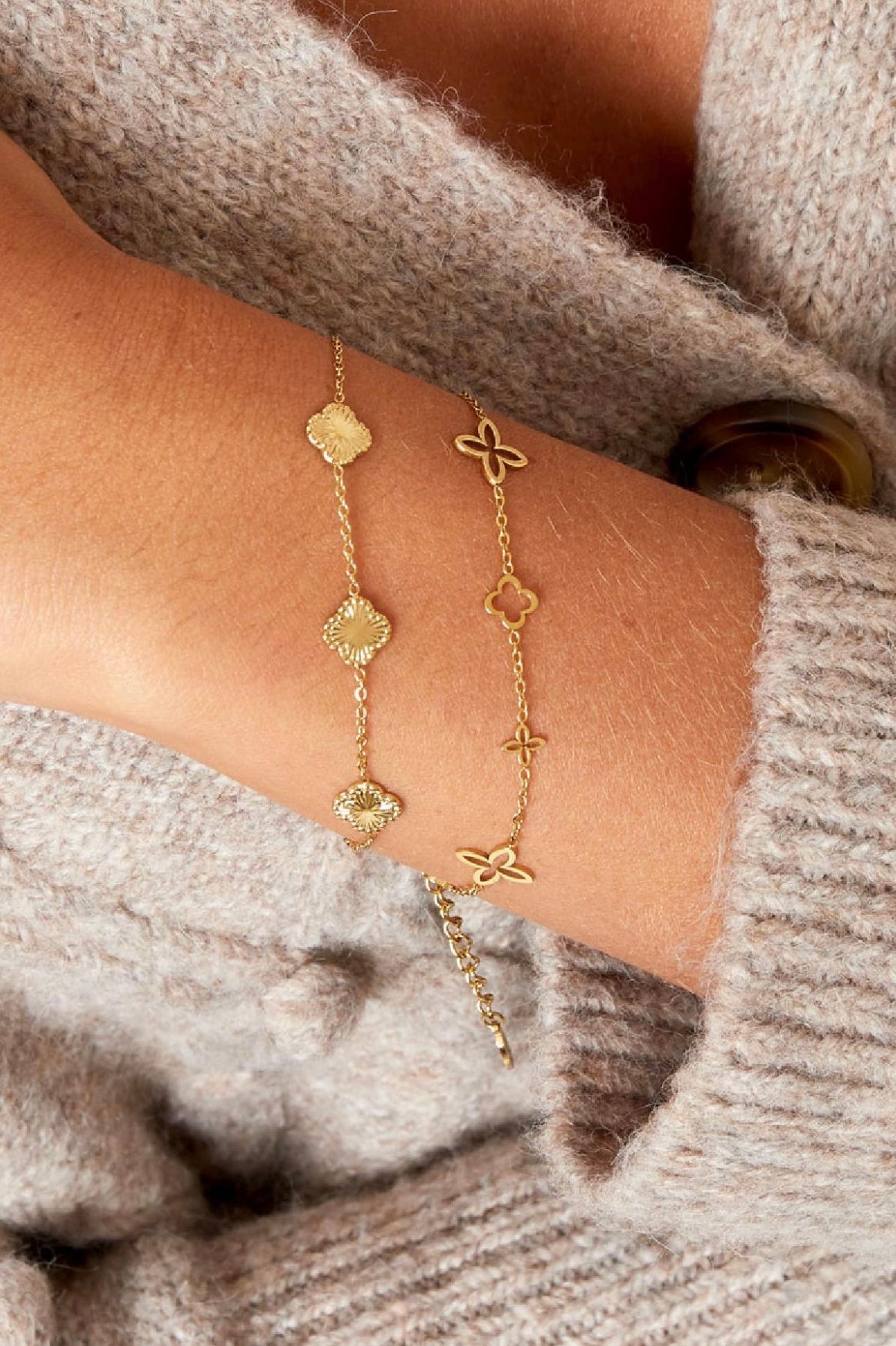 Gold leaf bracelet - booshie-accessories